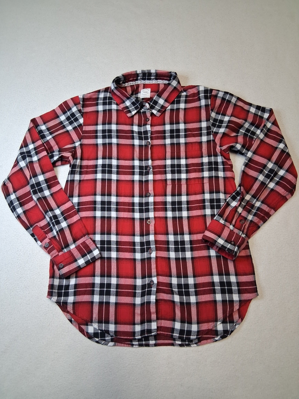 Classic Red Plaid Button-Down Shirt - Unbranded